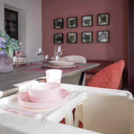 Very Berry Family-suite - Balkon, Netflix, Nespresso, Baecker, Spielplatz *